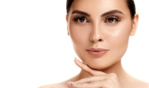 Luxuria Beauty Bar | Microneedling – Full face & Neck and Decolate for 1