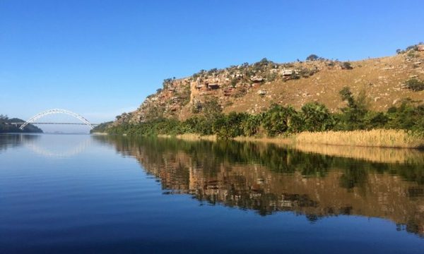 Umtamvuna River Lodge | 90-Minute wakeboarding and stand-up paddle boarding experience for 1