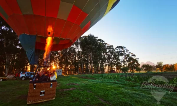 Ballooning Cape Town | Sunrise Hot Air Balloon Experience including Breakfast for 1