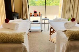 Care on Location | Luxury Half day Spa package for 1 Incl a Light Lunch and Bubbly