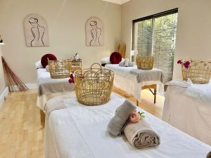 La Esperanca Beauty Spa | 2 Hr Couples Retreat Package incl Champagne or Tea and Coffee